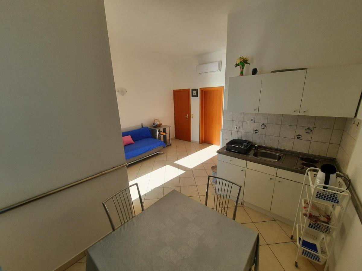 Apartments Rose Lokva Rogoznica Eksteriør bilde
